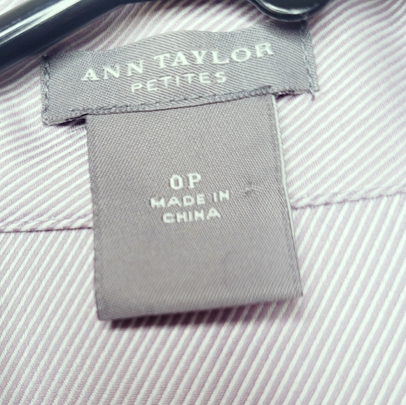 2/$30 🌻 | Ann Taylor | Purple Wrap Around Tie Blouse - Picture 7 of 16